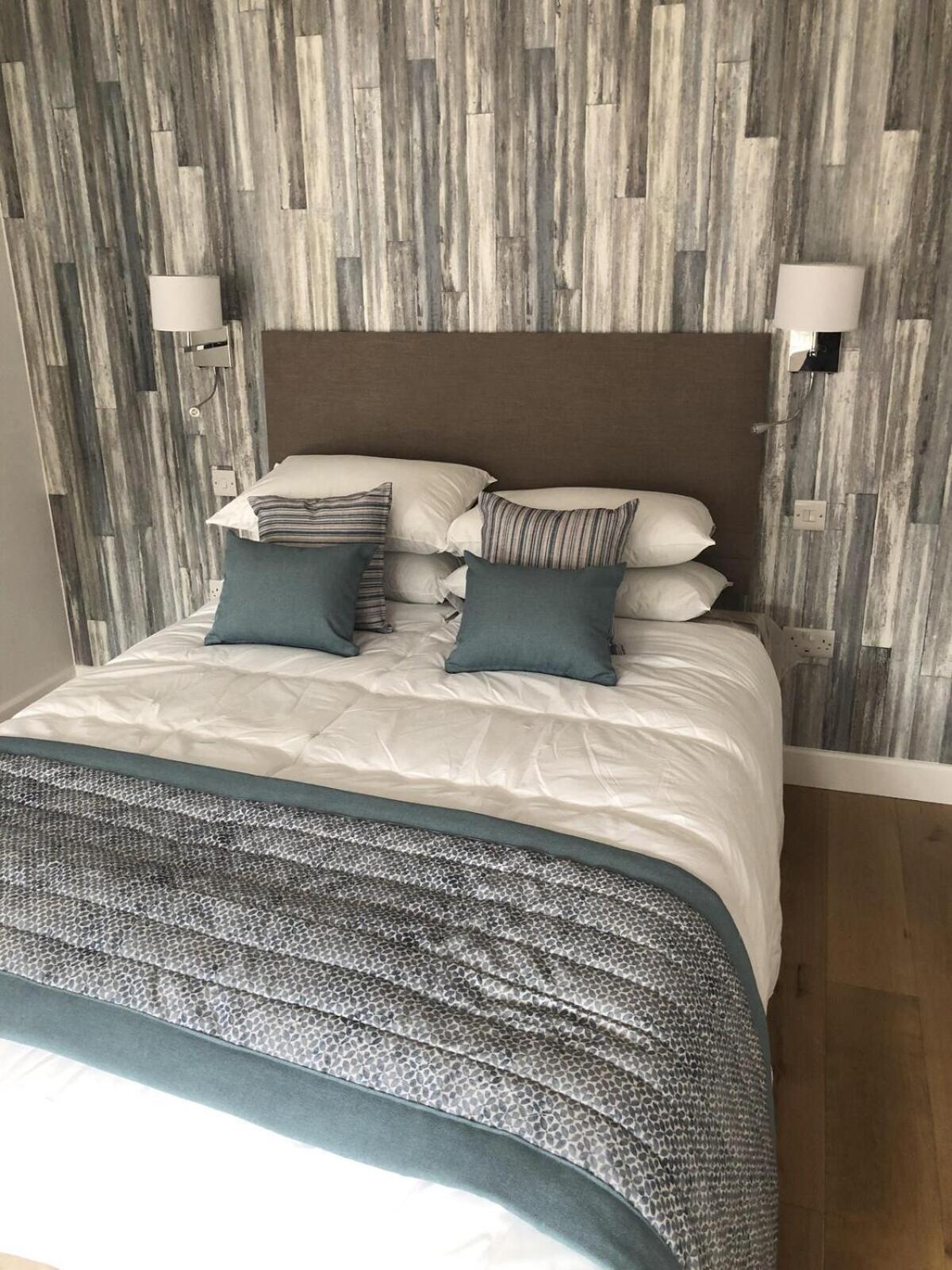 Hamilton Arms Suites Мидхърст Стая снимка