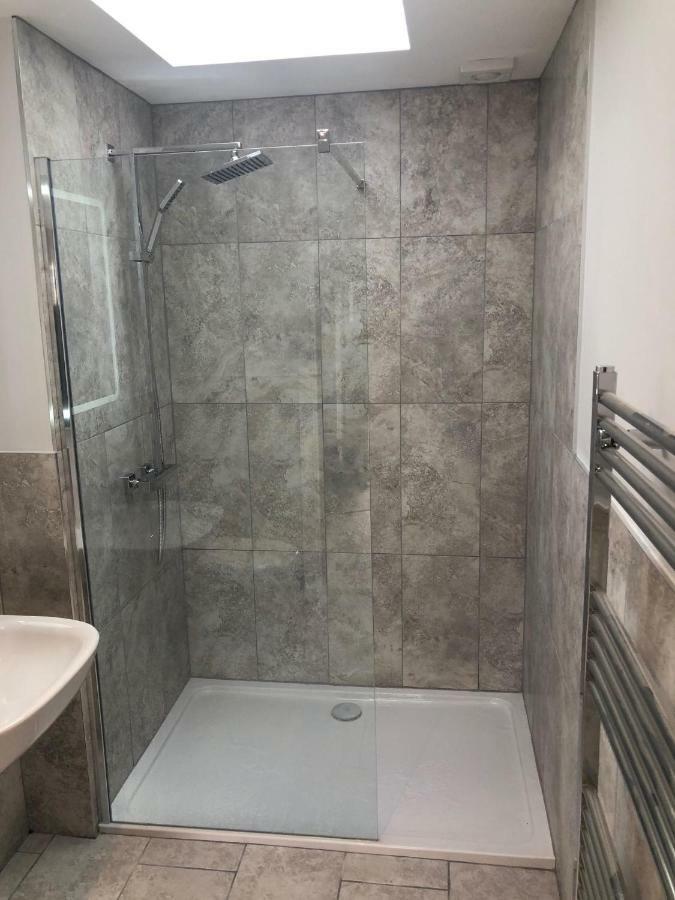 Hamilton Arms Suites Мидхърст Стая снимка